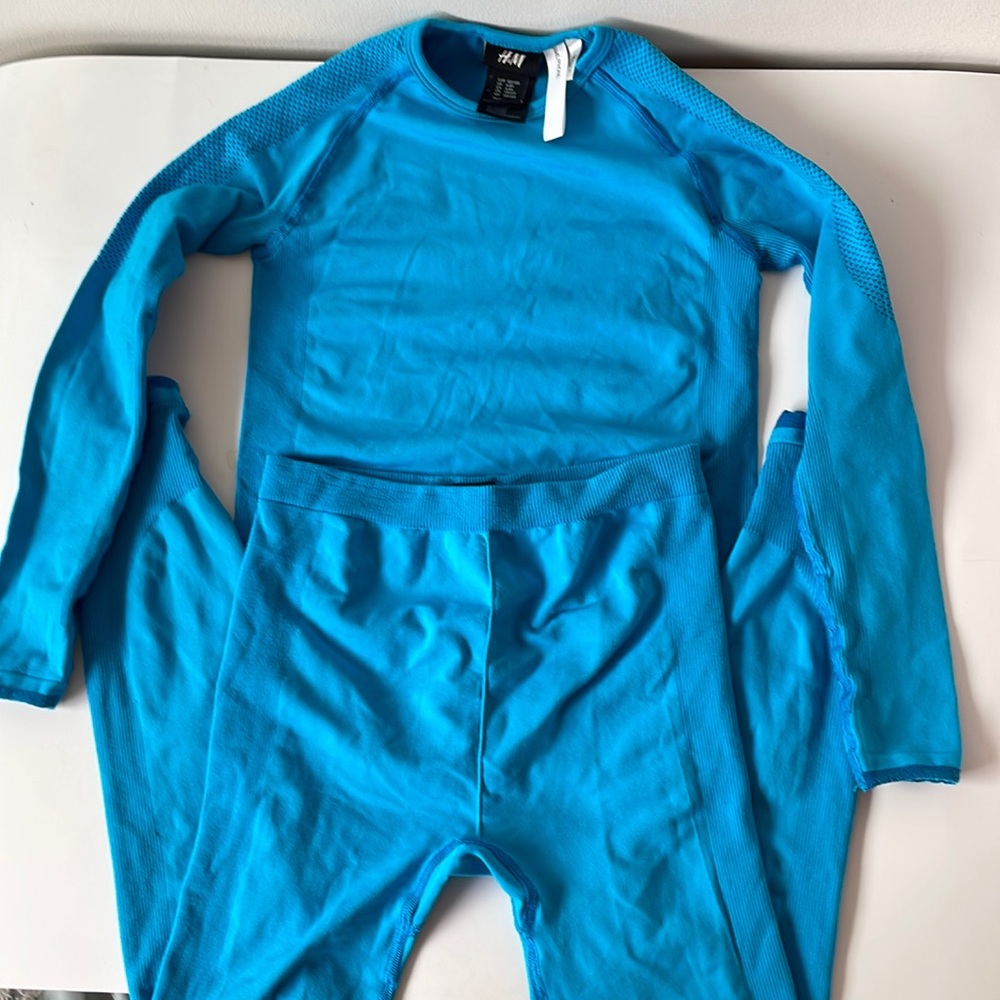 Girls blue base layer/ thermal wear